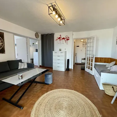 A Saint-cyprien Avec Terrasse, Parking Et Ascenseur - 5 Couchages - Fr-1-225d-191 Apartment